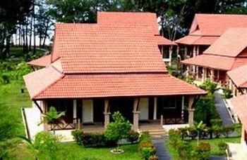Rompin Resor 3*